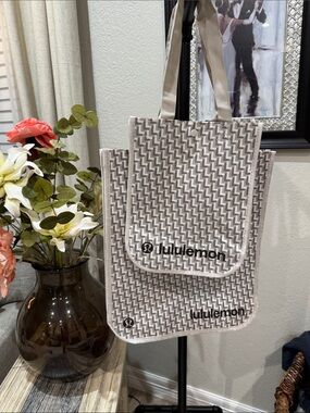 Lululemon Repeating Logo Tote - 2 Gray & Cream